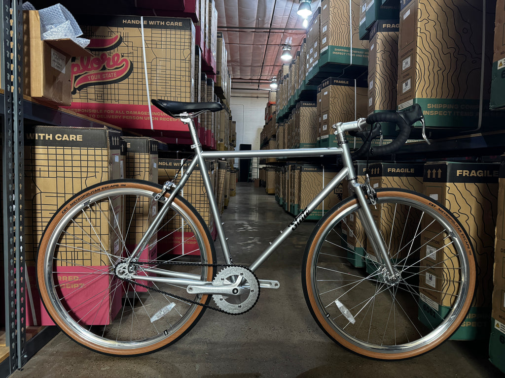 #1229 - 4130 Single Speed / Fixed-Gear | Satin Silver / Drop Bars (Size 59cm, Good Condition)