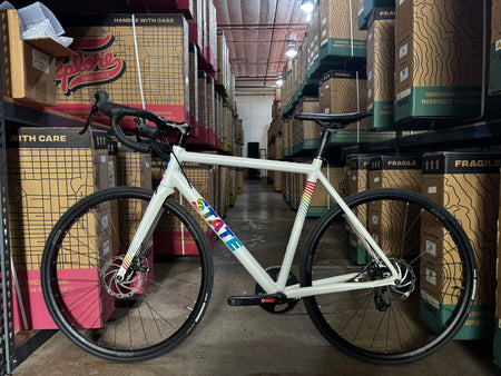 product #1230 - Undefeated Disc Road | Pearl (Size 55cm, Very Good Condition)